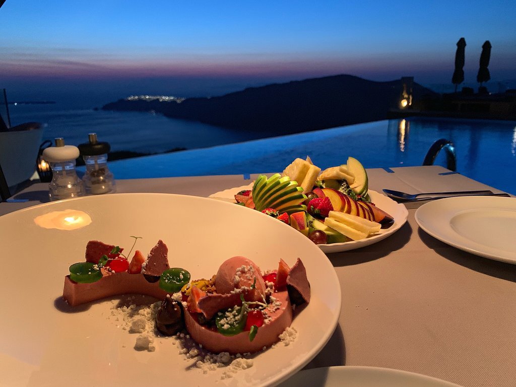 De mooiste plekken en leukste dorpjes op Santorini, restaurants