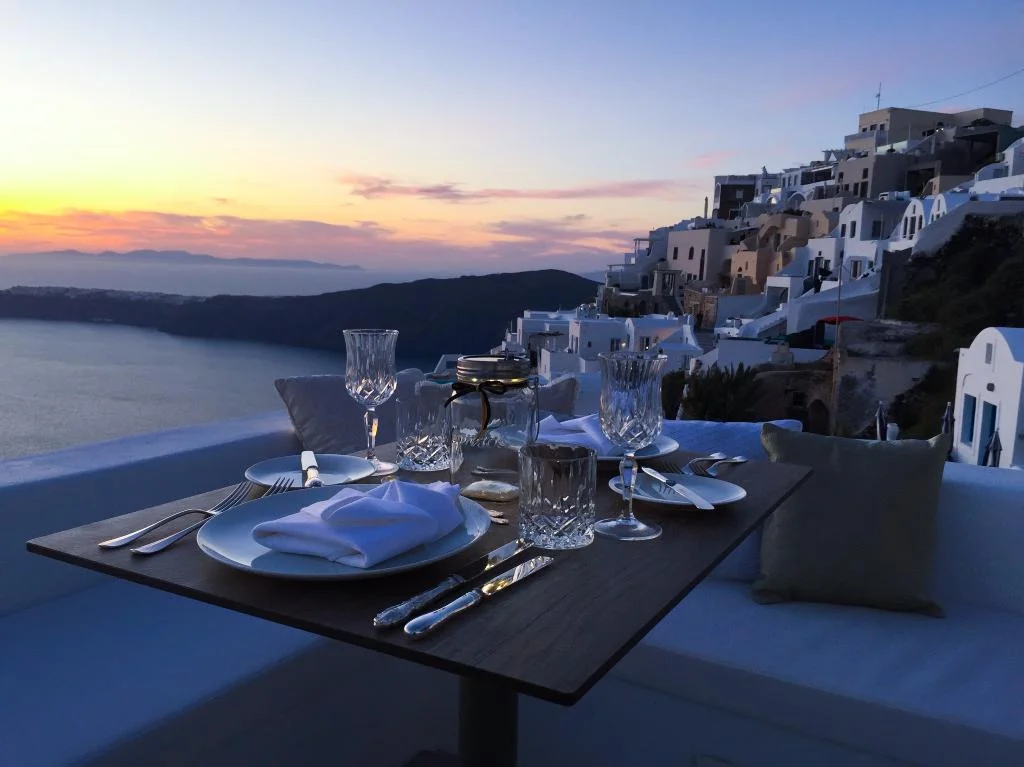 Restaurant Athenian House
Ontdek de charme van Imerovigli op Santorini