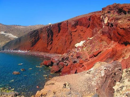 Red Beach 
Het rode strand van Santorini Een paradijselijke bestemming